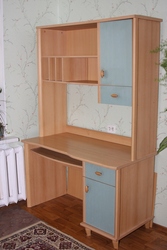 Продам стол компьютерный для подростка