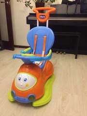 Детская машинка Chicco 